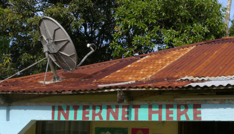 internet-cafe-costa-rica-473×271